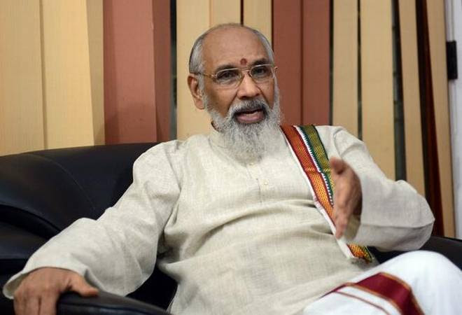 Vigneswaran asks president to dismantle war memorials