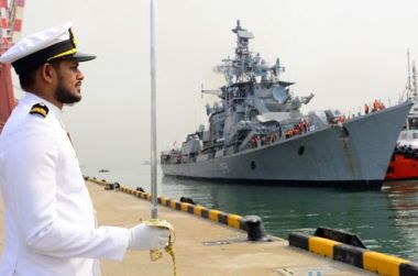 INS Rajput calls at Colombo Port