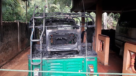 Petrol bomb attack in Jaffna damages three vehicles