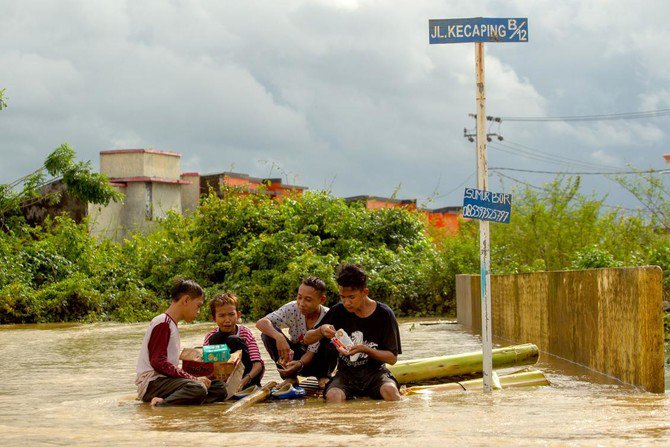 Indonesia floods, landslides death toll climbs to 59