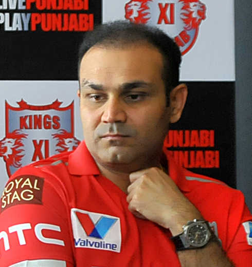 Sehwag rubbishes reports of his contesting LS polls from Rohtak