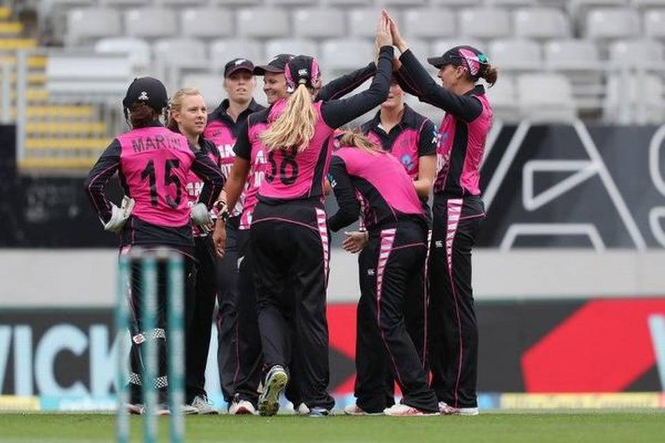 Indian women concede T20 international series to New Zealand