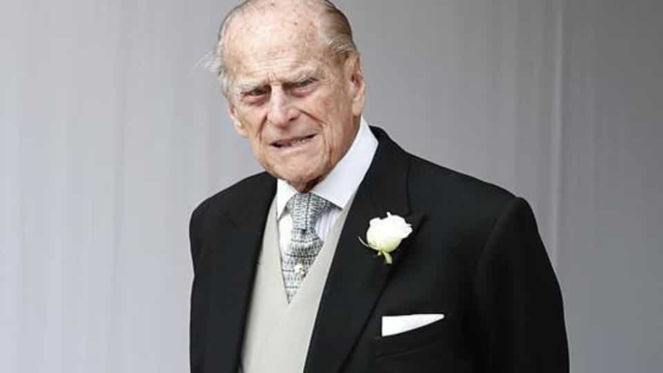 Britain’s 97-year-old Prince Philip gives up driving licence after car crash