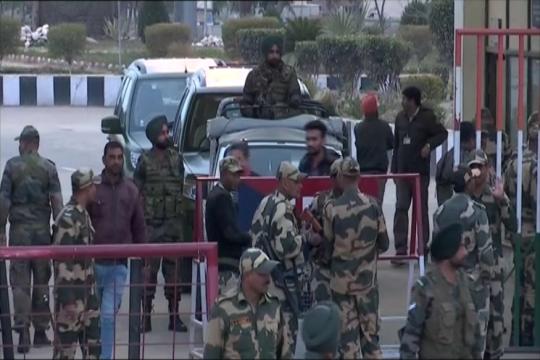 Abhinandan Return LIVE: IAF Wing Commander Returned to India, to Reach Attari Shortly