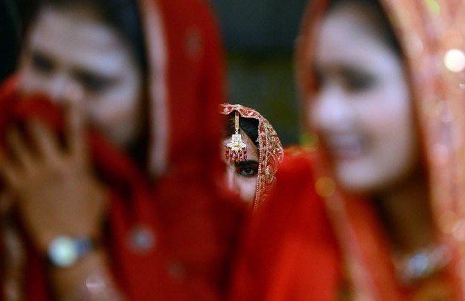 Pakistan orders custody for Hindu girls at center of quarrel with India