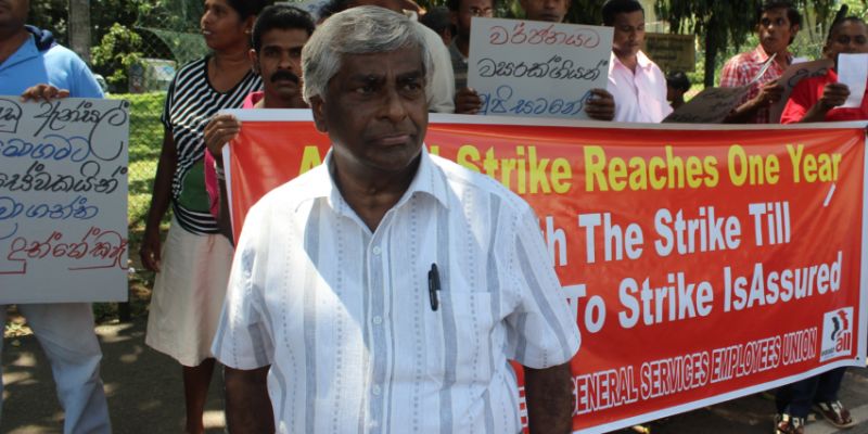 Unions accuse the govt. of forgetting private sector employees