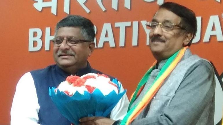 Sonia Gandhi aide Tom Vadakkan joins BJP in massive setback for Congress before polls