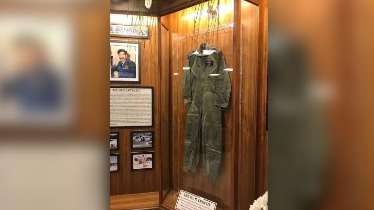 Fact Check: No, this is not IAF pilot Abhinandan's uniform at Pakistan museum