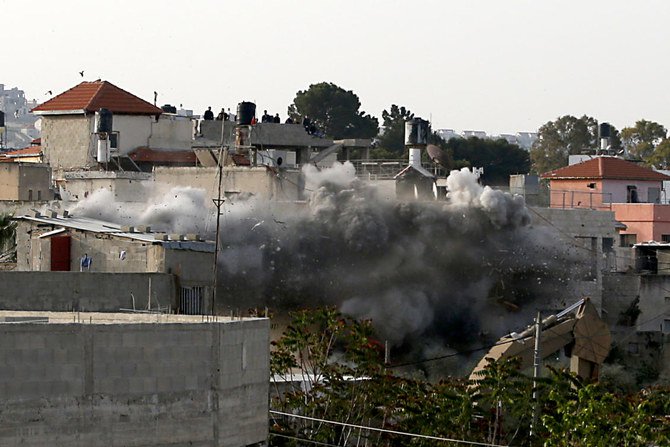 Israel destroys home of Palestinian accused of killing two Israelis