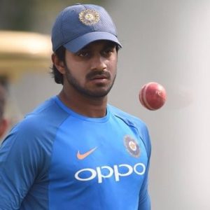 Vijay Shankar, Dinesh Karthik included in India World Cup squad