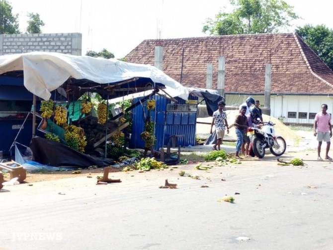 Continued tension in Kurunegala !Soldiers - Police have been largely deployed !!