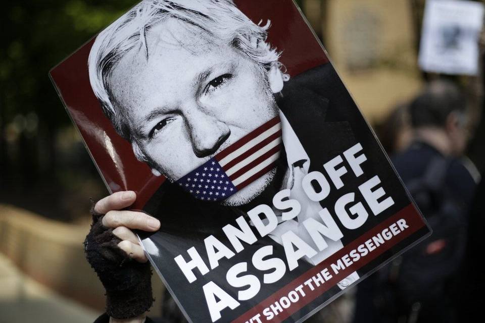 Julian Assange sentenced to 50 weeks in prison for bail breach