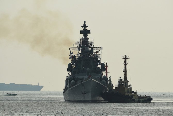 Indian warships sent to strategic Gulf waters