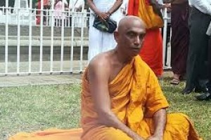 The president will not intervene in Athuraliya Ratna Thera's hunger strike? Why this Kolaveri to Maithri ?