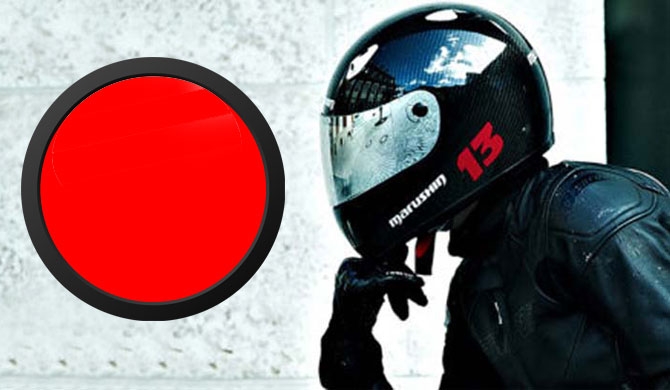 Red light for full-face helmet wearers