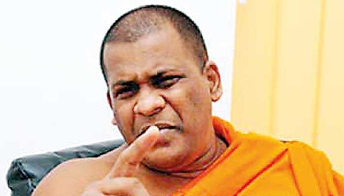 Srilankan politicians' contact with extremist Sakir Naike - Gnanasera Therar !