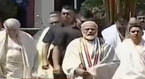 Prime Minister Modi prays at Kerala’s Guruvayur Krishnan Temple