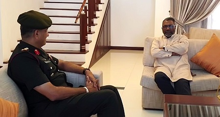 Newly appointed Jaffna Commander meets with Northern Governor