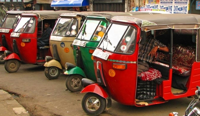 Three-wheelers to abide 39 regulations : Changing colours not allowed