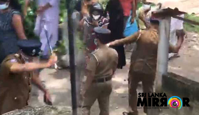 Police attack civilians waiting at the vaccination centre leaving them