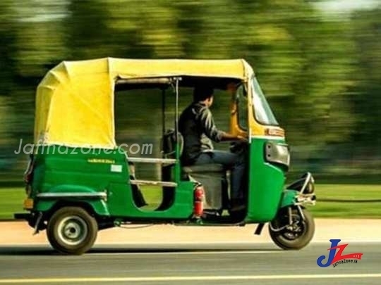 Two only to travel in three-wheeler! New system from today!!