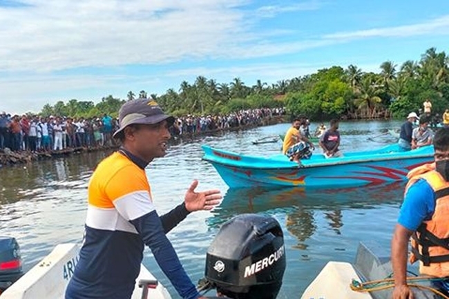 Eight naval rescue teams deployed after Kinniya ferry accident