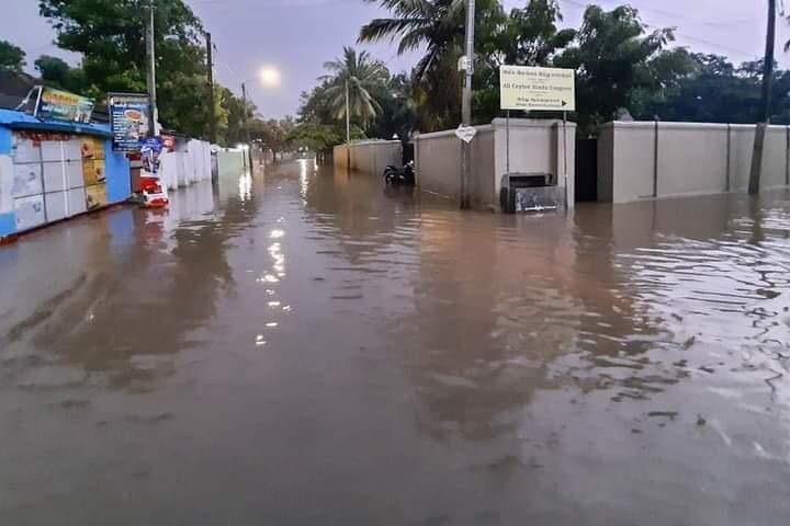 Many areas in Jaffna in flood!