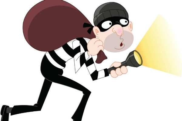 Shop broken and rice robbed in J/Atchuveli! Police geared up investigation!!