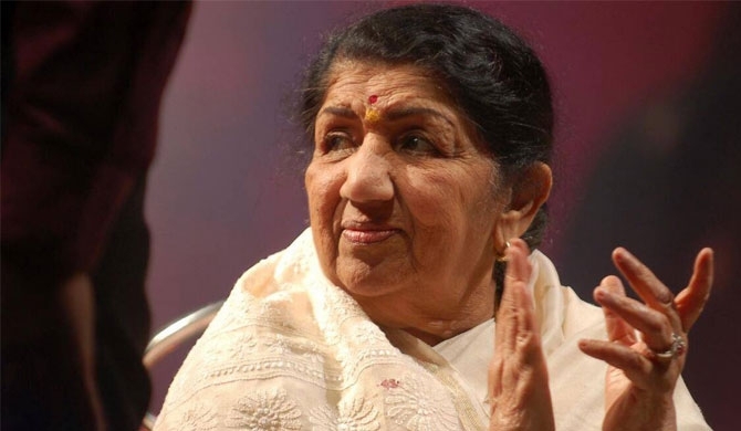 Lata Mangeshkar hospitalized after contracting Covid-19