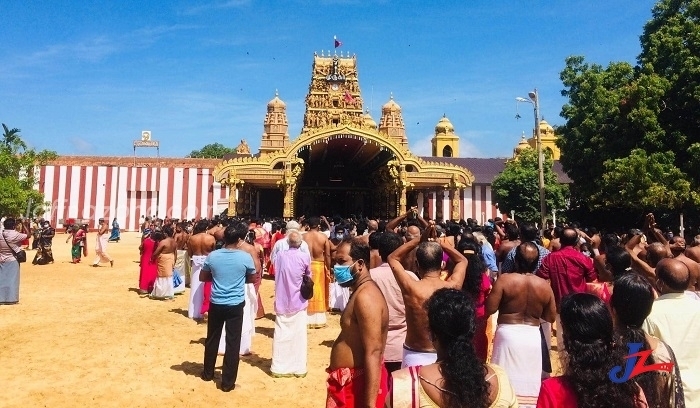 A massive demonstration against PM’s visit to Nallur Temple today Morning!