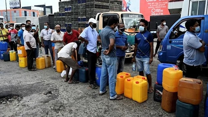 A COMMON SIGHT Of FUEL QUEUES IN SRI LANKA