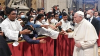 Pope urges for truth behind Sri Lanka’s Easter Sunday bombings !
