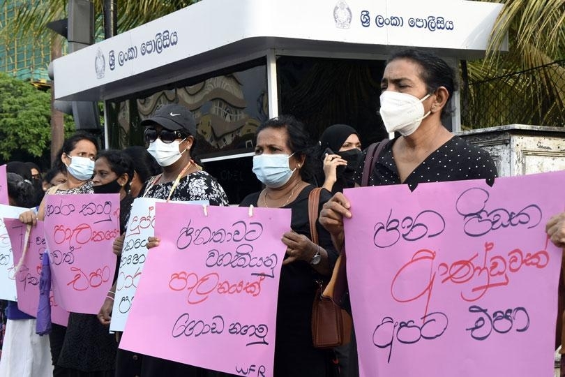 Demonstration by ’Women for Rights’