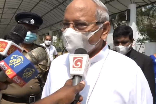 Authorities should not disregard requests of Mahanayake Theros - Cardinal