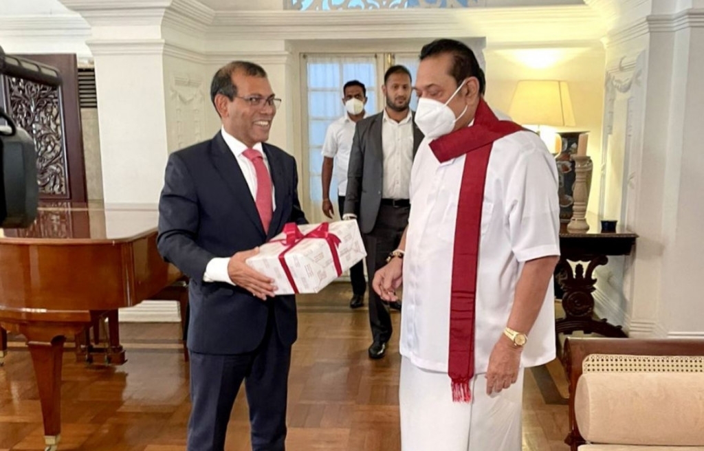 Nasheed met Mahinda to provide him a safe haven in Maldives?