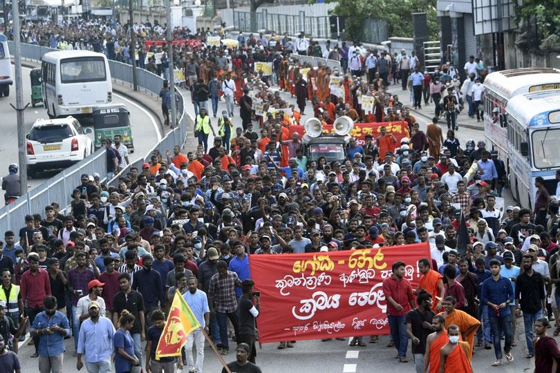 Inter University Students Federation (IUSF) against shortage of gas, fuel, medicine, food