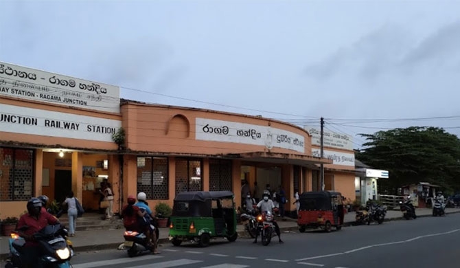 Ticket issuing at Ragama station halted over Covid-19