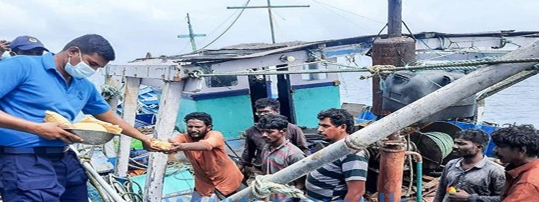 Indian fishermen rescued by Sri Lankan Navy