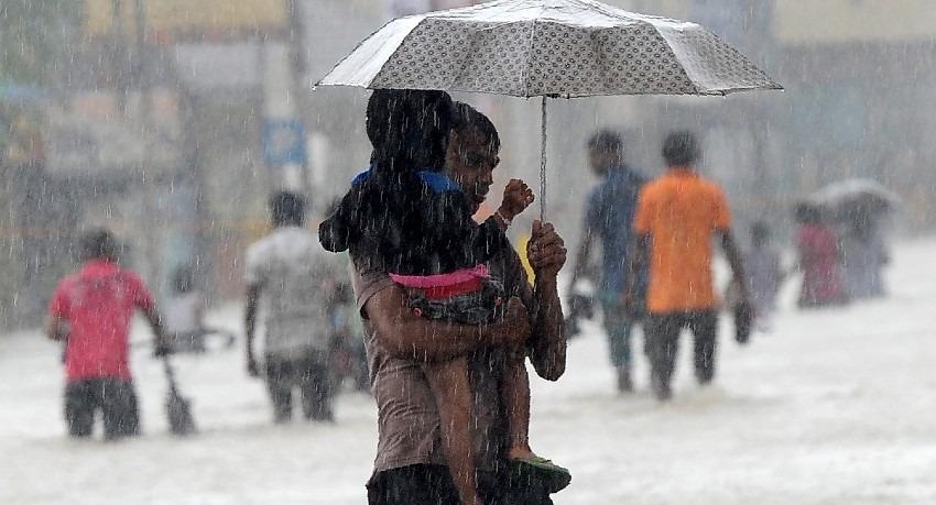 Heavy showers expected today (3)