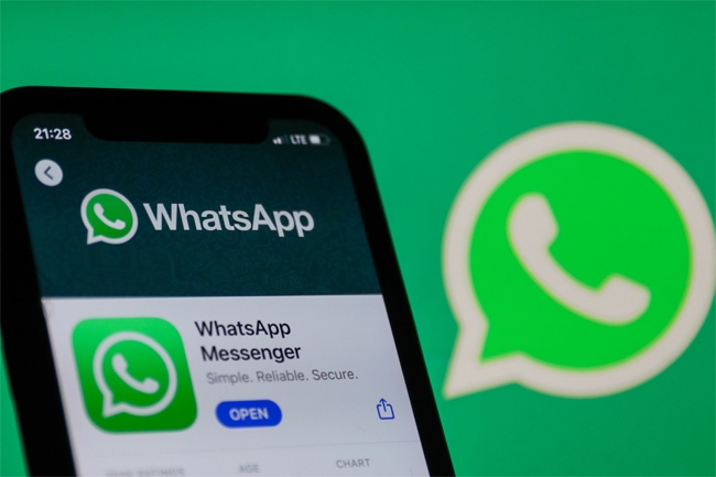 WhatsApp services restored after major outage