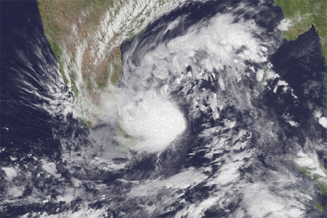 Heavy rain, rough seas & gusty winds expected due to cyclone “Mandous”