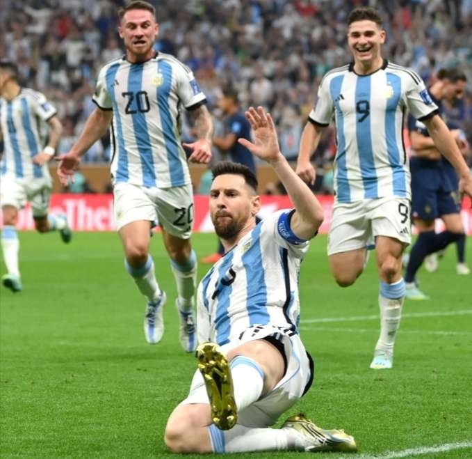 Argentina beat France on penalties to win FIFA World Cup