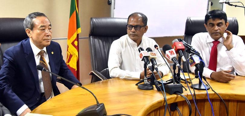 State employees in SL behave like kings - Korean official