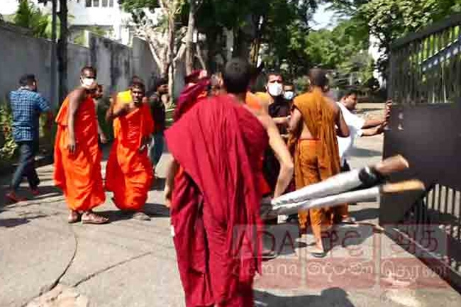 48 Buddhist monks among nearly 60 arrested after storming Education Ministry